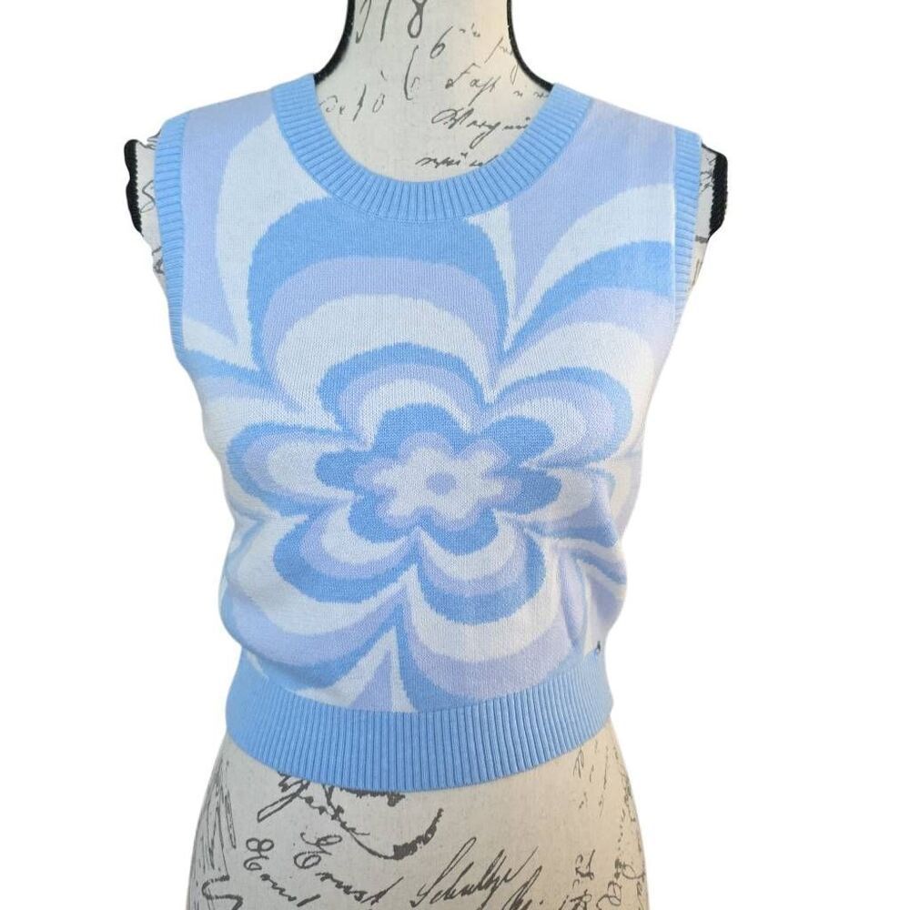 Hollister Women's Size Small Blue White Flower Cropped Vest